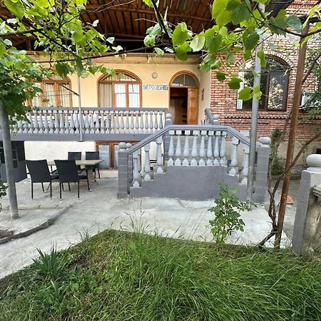 קאחתי Shota'S Guest House מראה חיצוני תמונה